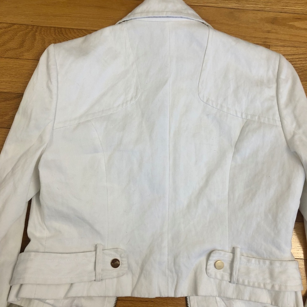 White jacket - Picture 4 of 7